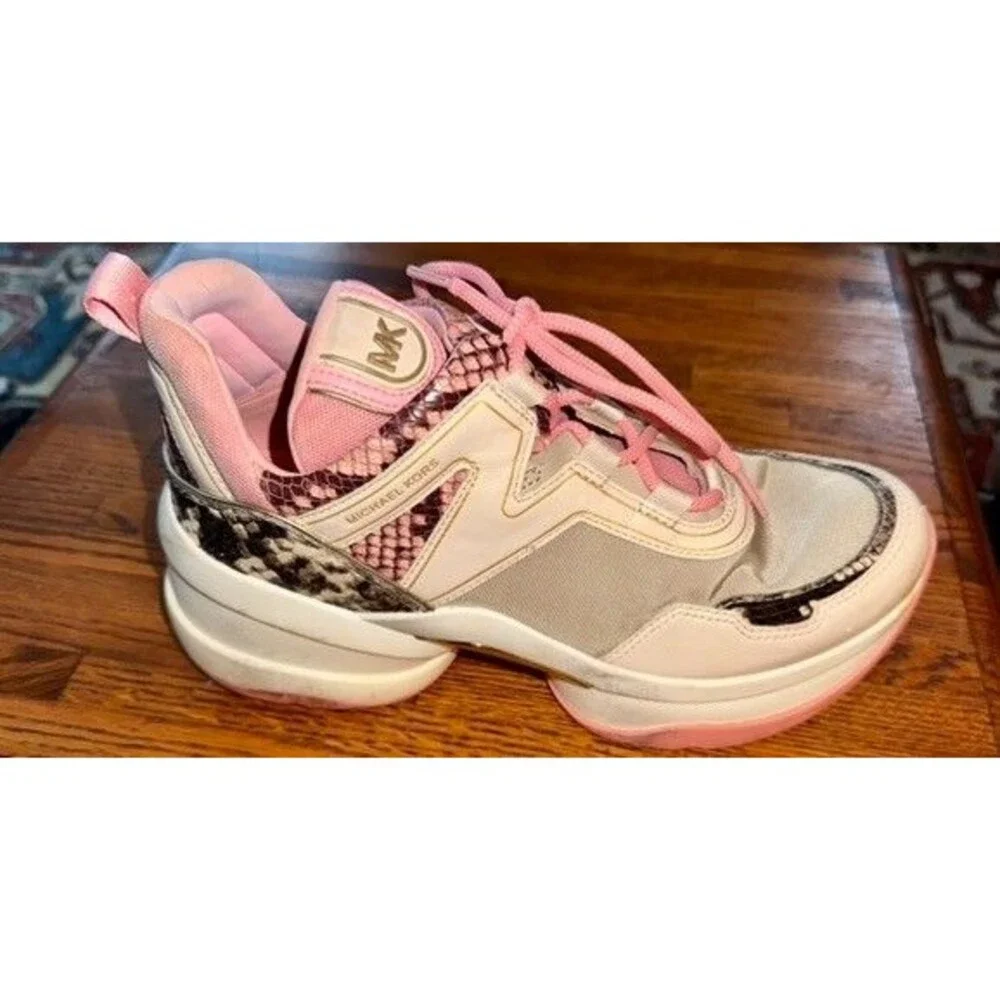 MICHAEL KORS Olympia Trainer 43T1OLFS1E Extreme Color Pink MultiSnake Size 9M